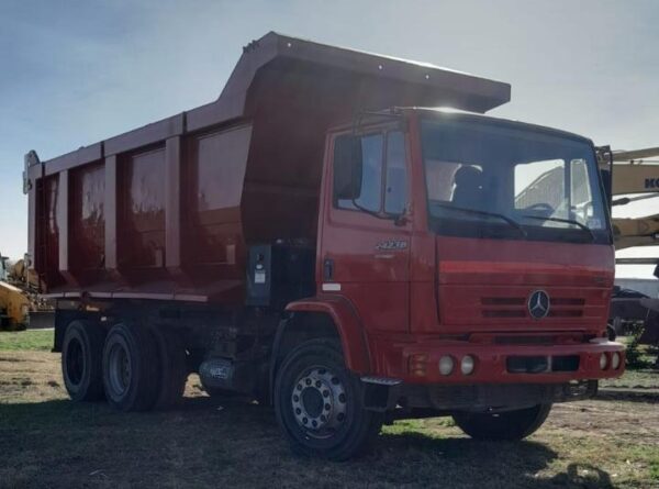 CAMION M. BENZ 2423 B - Imagen 4