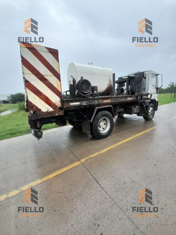 CAMIÓN CISTERNA IVECO - Imagen 2