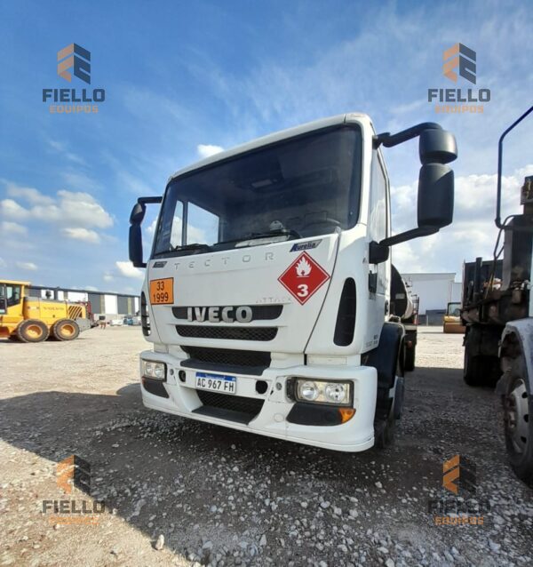 CAMIÓN CISTERNA IVECO - Imagen 2