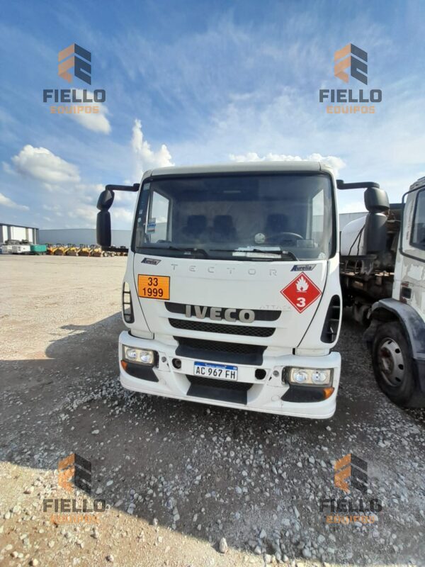 CAMIÓN CISTERNA IVECO - Imagen 3