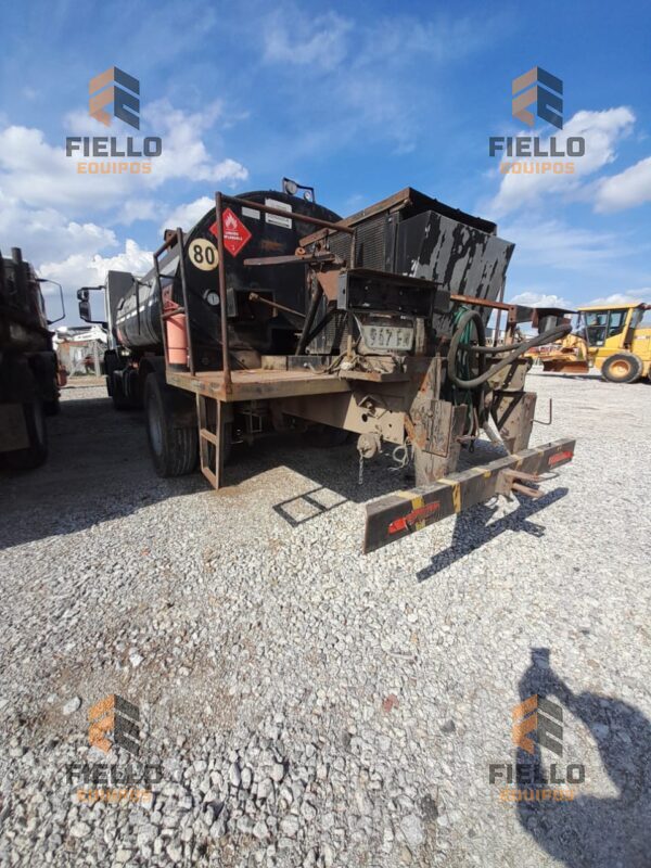 CAMIÓN CISTERNA IVECO - Imagen 5