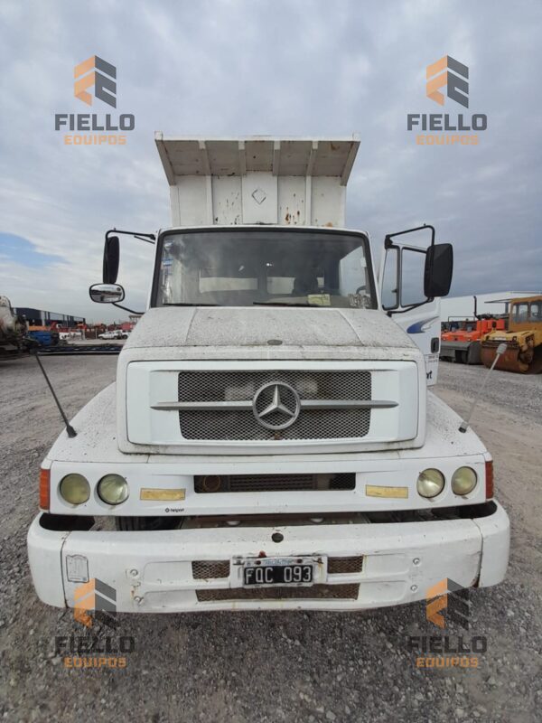 CAMIÓN VOLCADOR MERCEDES BENZ L1624 6X4 - Imagen 2