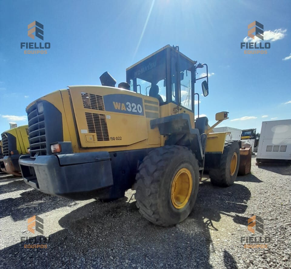 PALA CARGADORA FRONTAL KOMATSU WA 320 INT. PR600014