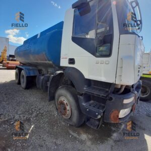 CAMION IVECO TRACKER 380 CON REGADOR