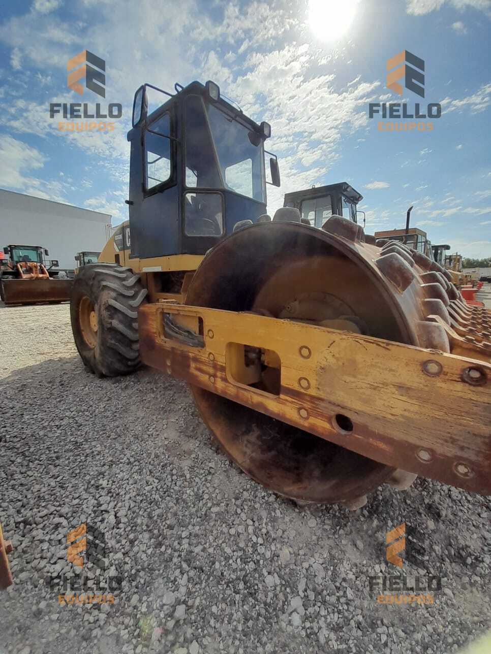 COMPACTADOR MARCA CATERPILLAR INT. CO300023 - Imagen 7