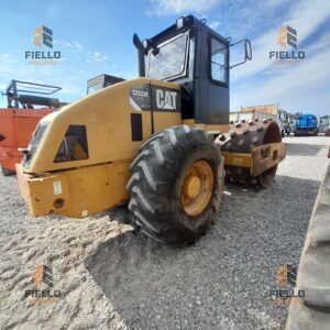 COMPACTADOR MARCA CATERPILLAR INT. CO300023